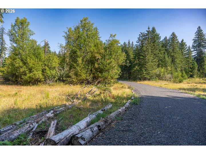 Property Photo: Hawk Meadows Rd 5 WA 98610