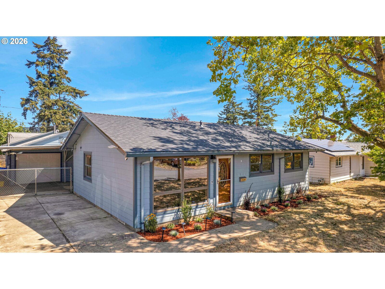 Property Photo:  7944 SE 79th Ave  OR 97206 