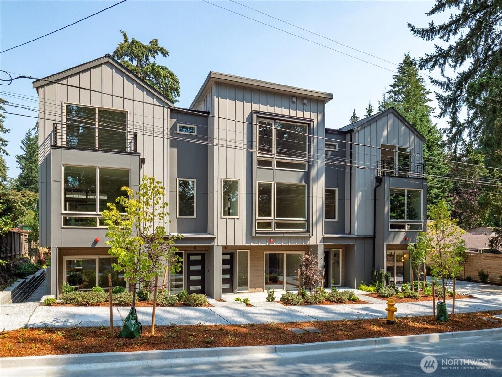 Property Photo:  18032 A  Sunnyside Avenue N  WA 98133 
