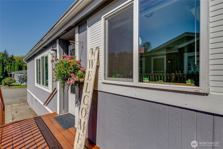 Property Photo:  20227  80th Ave NE 68  WA 98223 