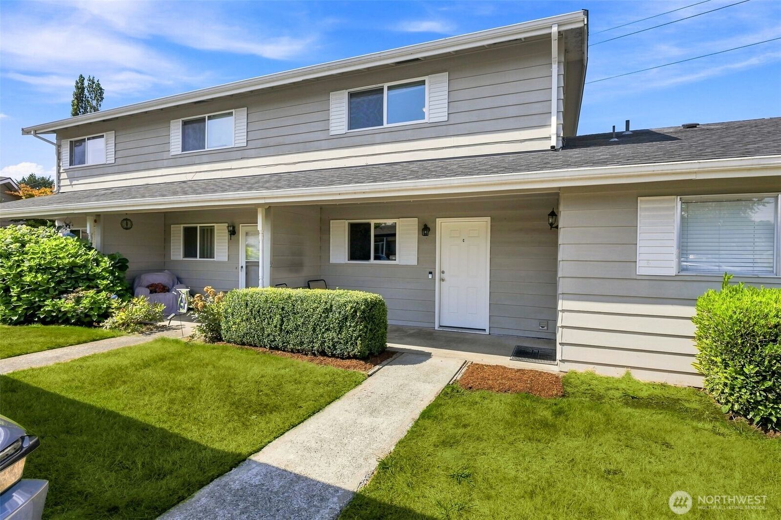 Property Photo:  12418 SE 272nd Place C  WA 98030 