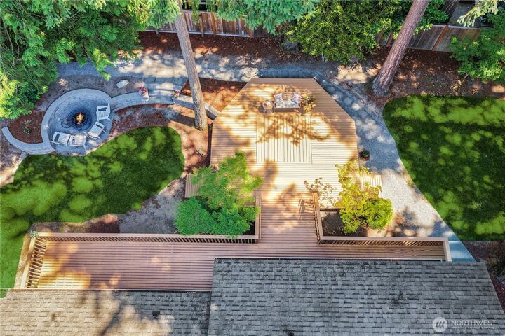 Property Photo:  10716  127th Avenue NE  WA 98033 