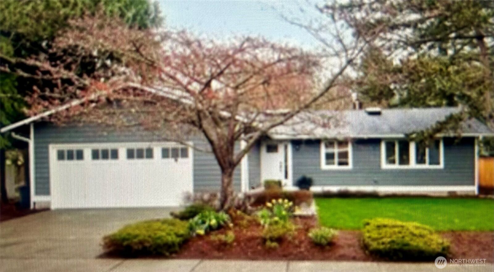 Property Photo: 1405 179th Avenue NE WA 98008