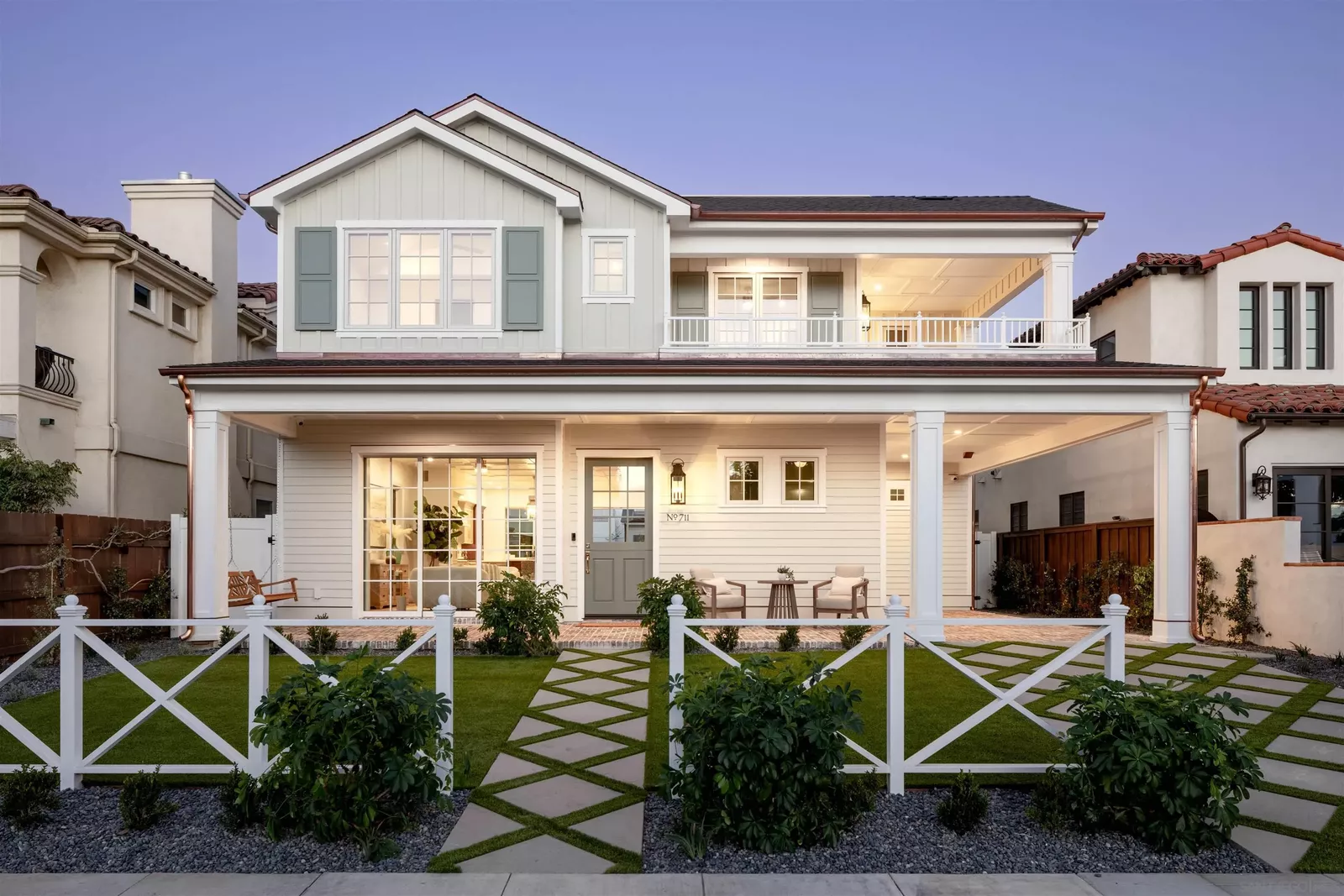 Property Photo:  711 H Ave  CA 92118 