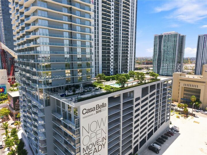 Property Photo: 1400 Biscayne Blvd 3201 FL 33132