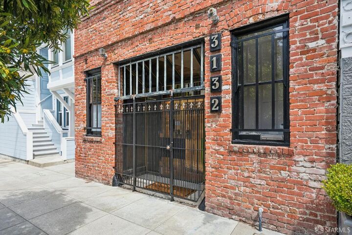Property Photo:  3132 Laguna Street  CA 94123 