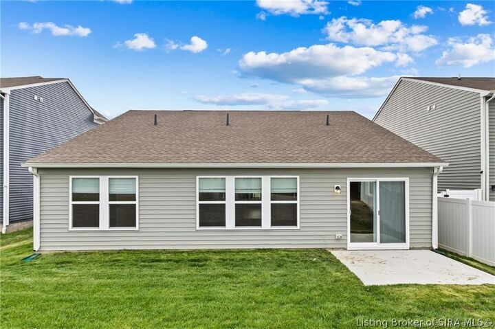 Property Photo:  8208 Crescent Cove  IN 47111 
