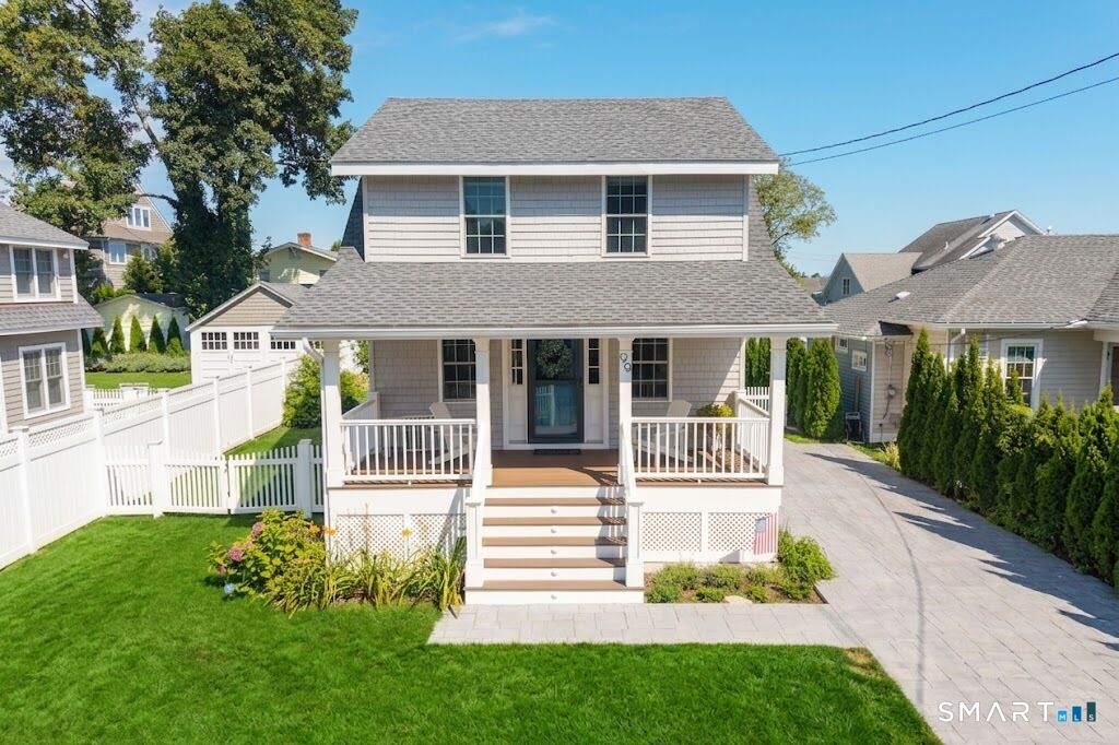 Property Photo:  99 East Wharf Road  CT 06443 