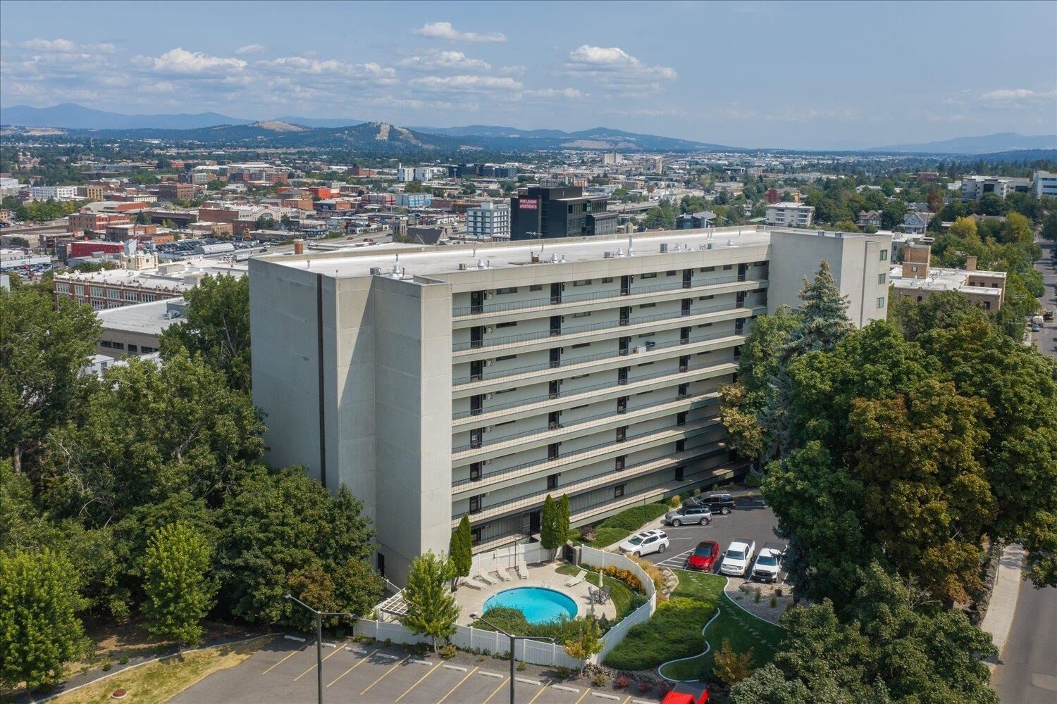 Property Photo:  700 W 7th Ave 205  WA 99204 