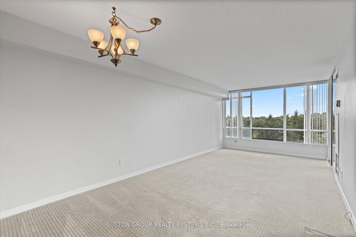 Property Photo: 26 Hanover Road 609 ON L6S 4T2