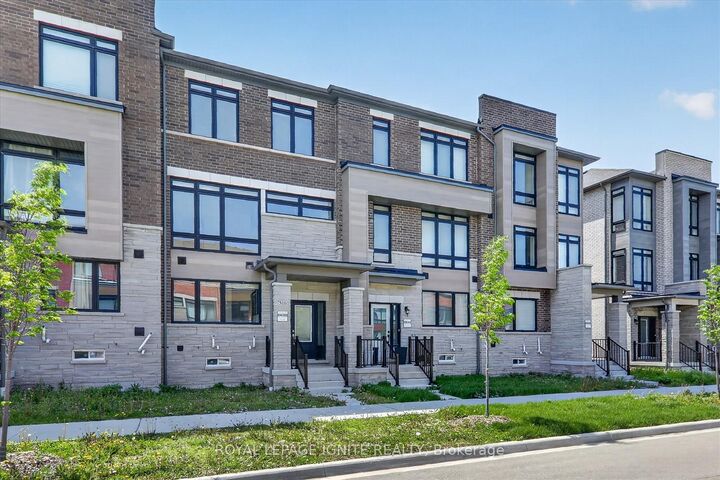 Property Photo: 516 Danks Ridge Drive ON L1S 0H4