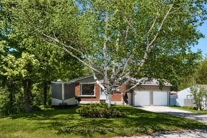 Property Photo: 580293 Sideroad 60 Side Road W ON N0H 1C0