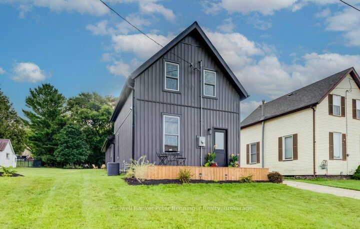 Property Photo: 20 Elm Street ON N0G 2V0