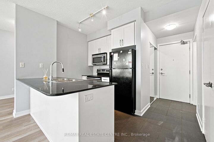 4065 Brickstone Mews 1103 — photo 1
