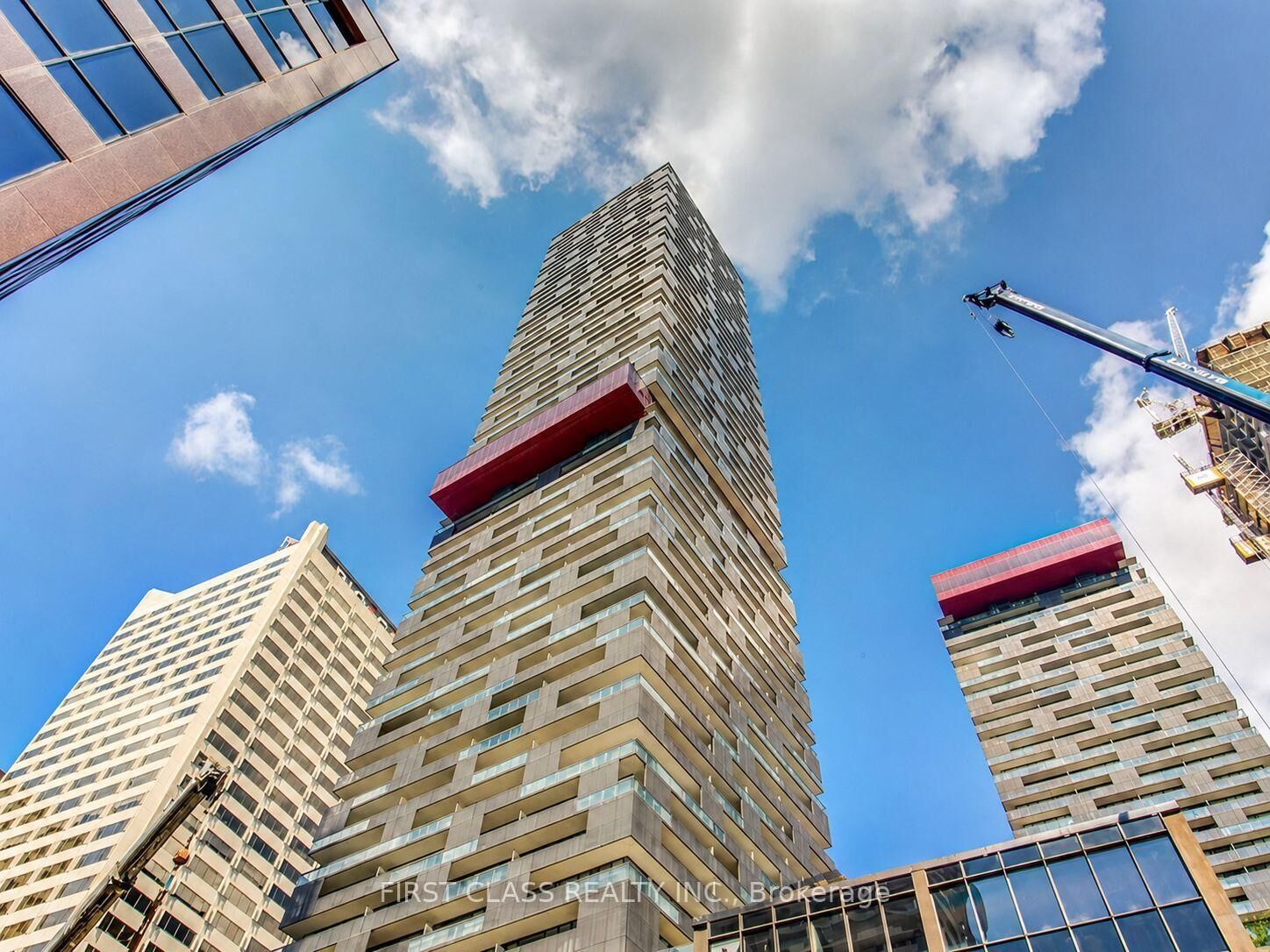 Property Photo:  8 Eglinton Avenue E 612  ON M4P 0C1 