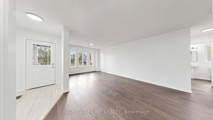 Property Photo:  951 Adams Avenue S  ON N4W 0E6 