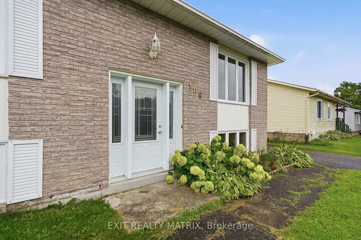 109 Oswald Street — photo 1
