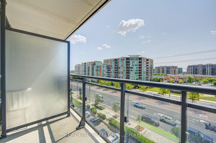 Property Photo:  372 Highway 7 E Way 707  ON L4B 0C6 