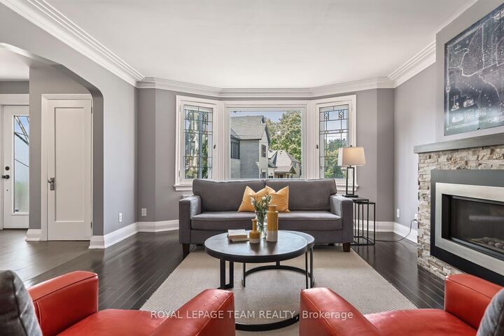 Property Photo: 111 Ivy Crescent ON K1M 1Y1