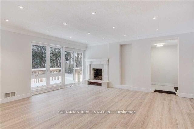 Property Photo: 44 Tremont Crescent ON M3B 2S2