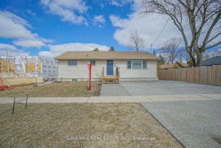 Property Photo:  7631 Wayne Street  ON L2H 1G7 
