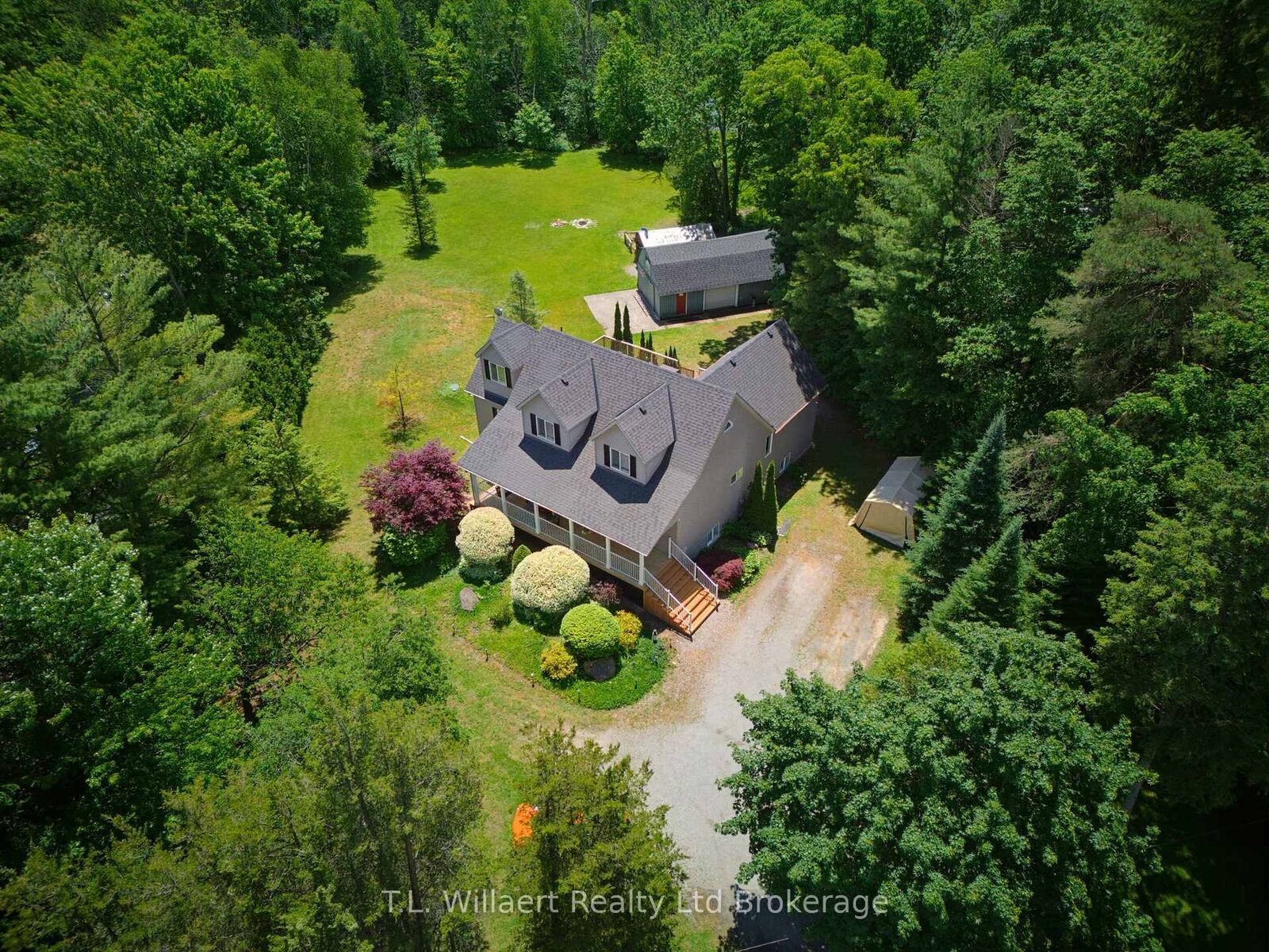 Property Photo: 1410 McDowell Road E ON N3Y 4K5