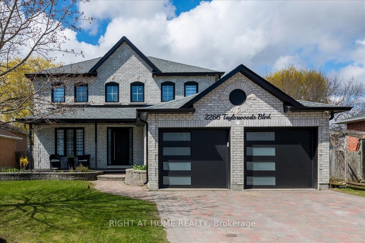 Property Photo: 2266 Taylorwoods Boulevard ON L9S 2E6