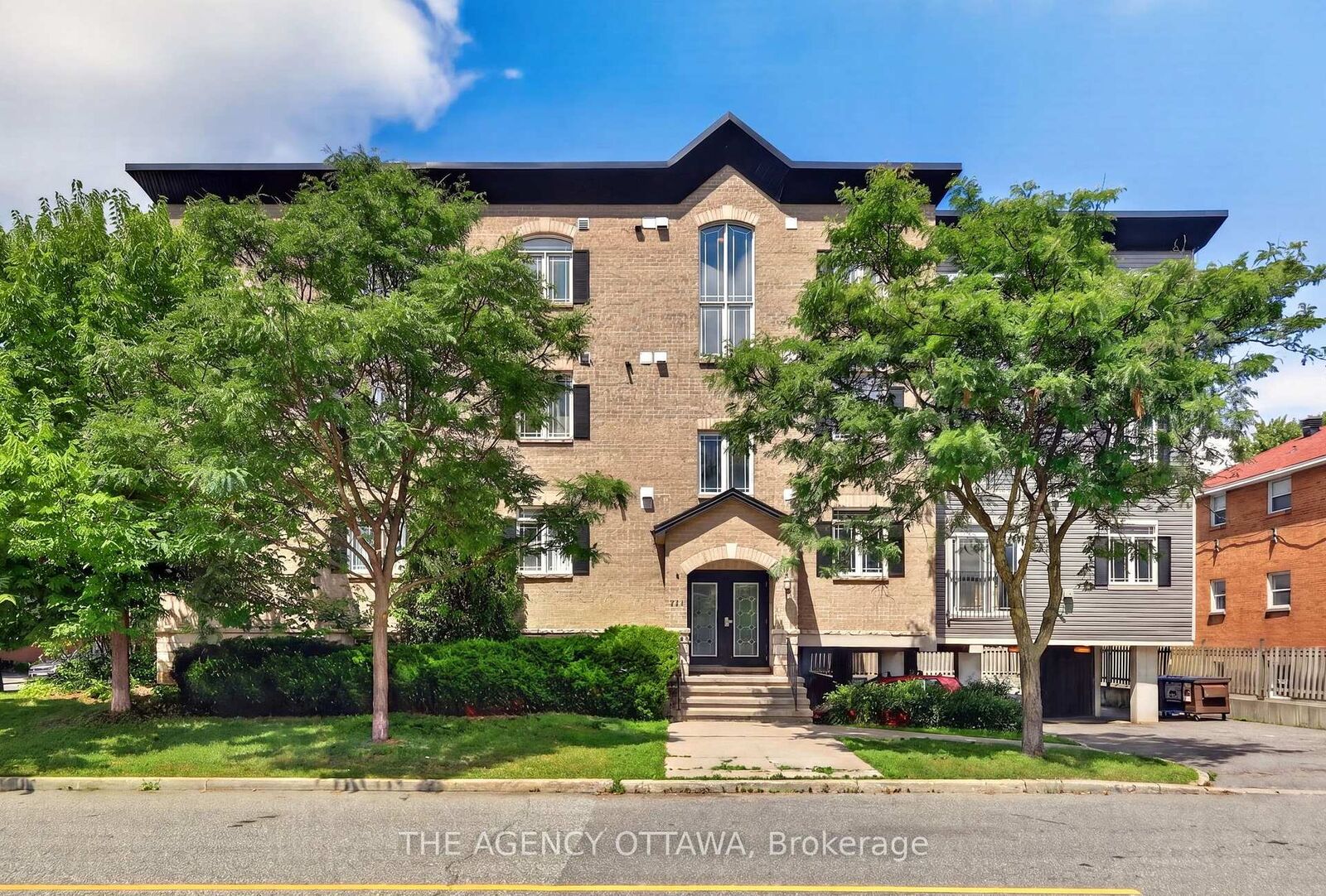 Photo de la propriété:  711 Churchill Avenue N 203  ON K1Z 7J9 