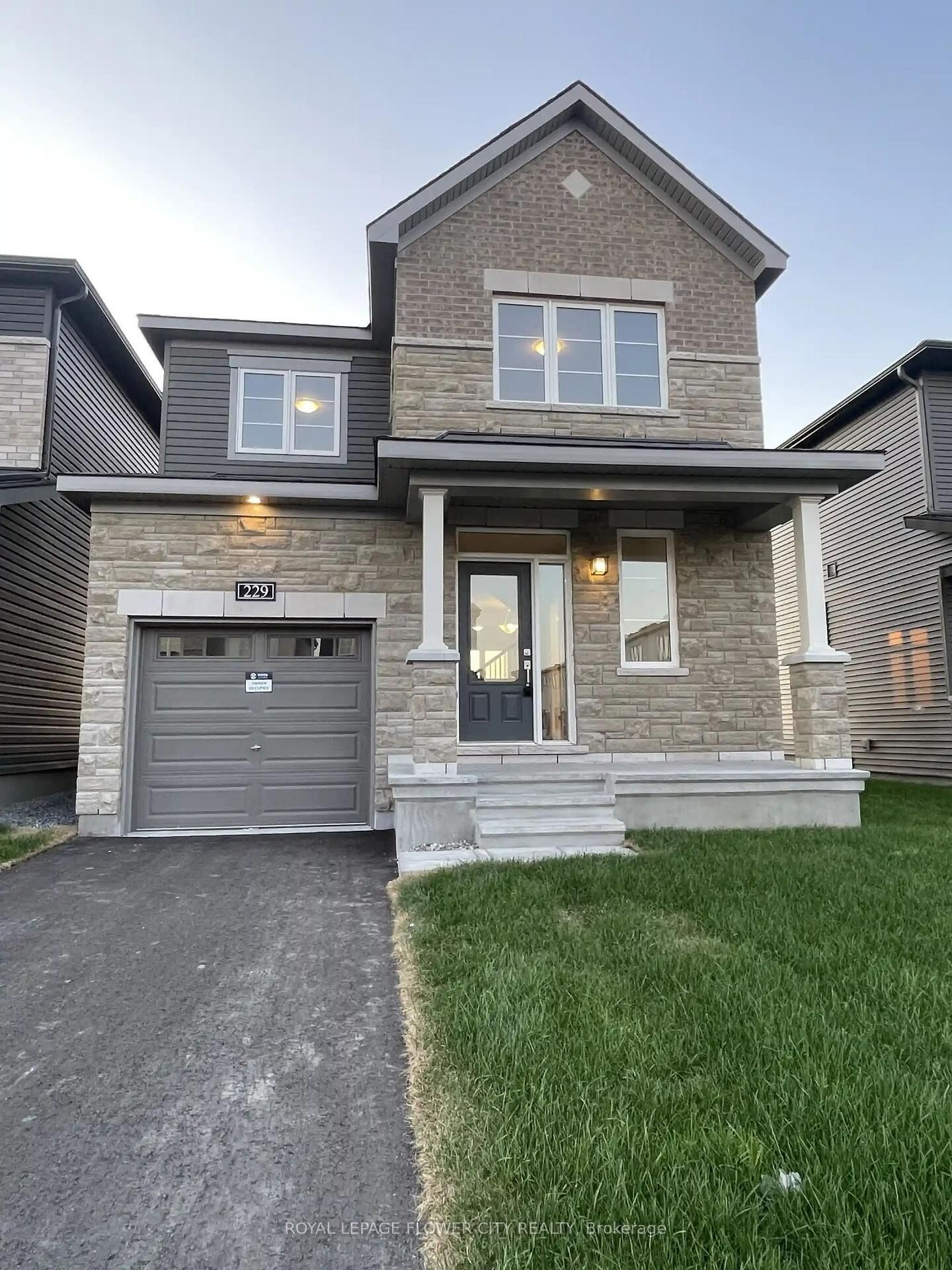 Property Photo:  229 Elsie Macgill Walk  ON K2W 0L5 