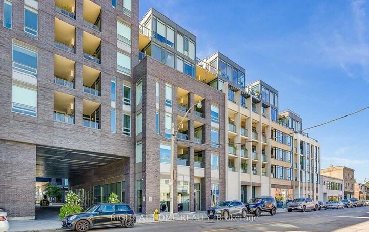 Property Photo:  20 Gladstone Avenue 613  ON M6J 3K6 
