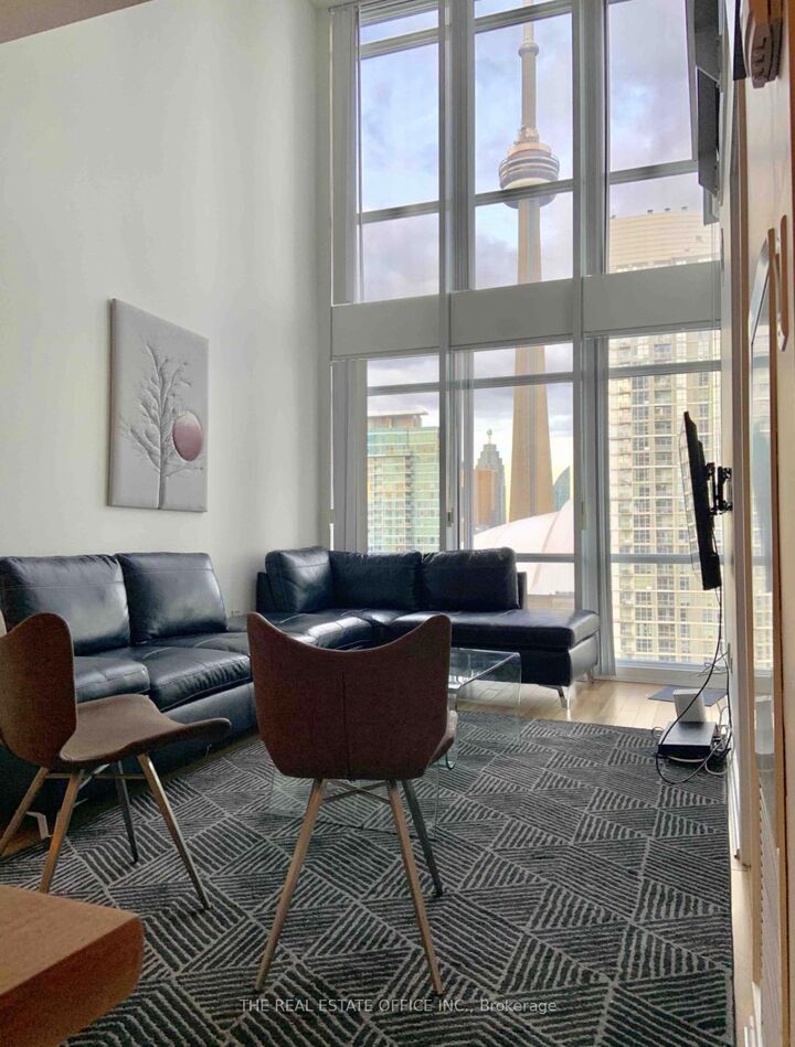 15 Fort York Boulevard 2808 — photo 1