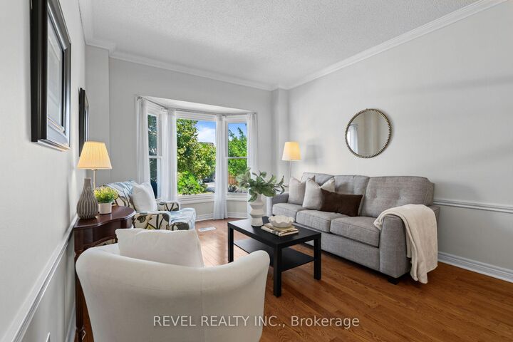 Property Photo: 1610 Heathside Crescent ON L1V 5W7