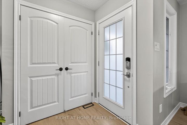 Property Photo: 3005 Mason Drive ON L9S 2J8