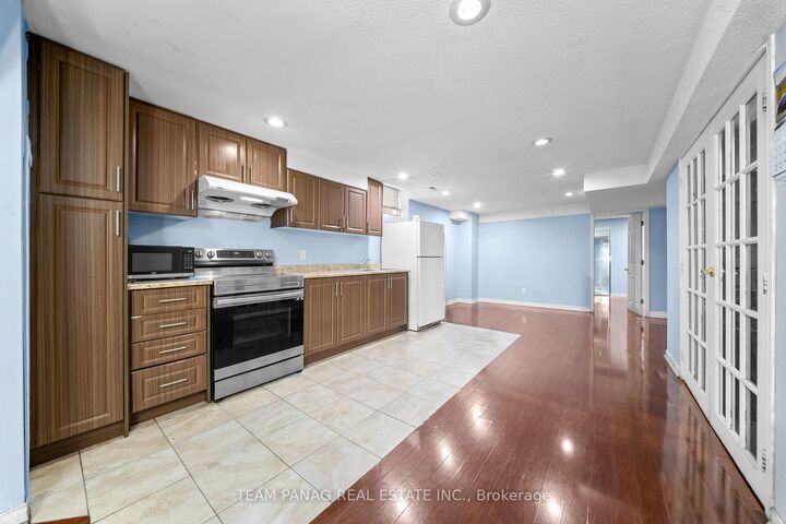 Property Photo: 48 Sweet Clover Crescent ON L6R 2Z9