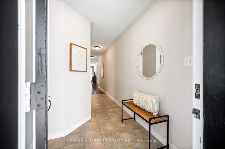 Property Photo: 195 Richard Underhill Avenue ON L4A 0Z4