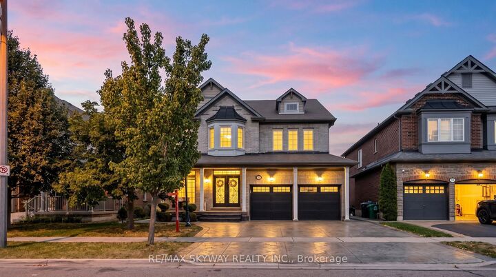 Property Photo:  51 Learmont Avenue  ON L7C 3N3 