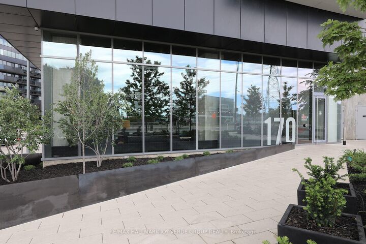 Property Photo:  170 Bayview Avenue 1105  ON M5A 0M4 