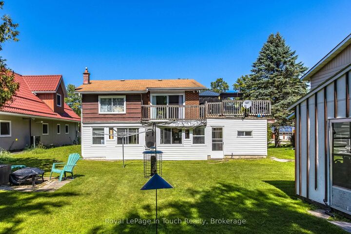 Property Photo: 33 Grandview Road ON L0K 1R0
