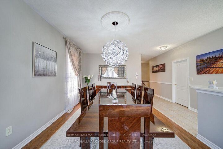 Property Photo: 26 Regalia Way ON L4M 7H7