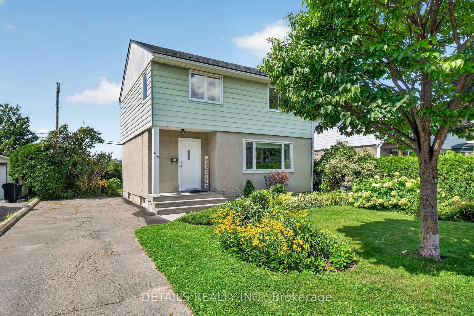 Property Photo:  1840 Haig Drive  ON K1G 2J4 