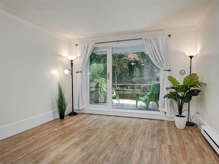 Property Photo: 2647 Graham St #104 BC V8T 3Y8