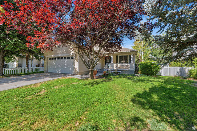 Property Photo: 5573 N Brienne Way UT 84074