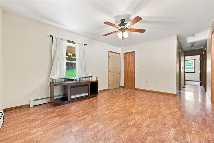 Property Photo: 124 Thompson Rd PA 16137