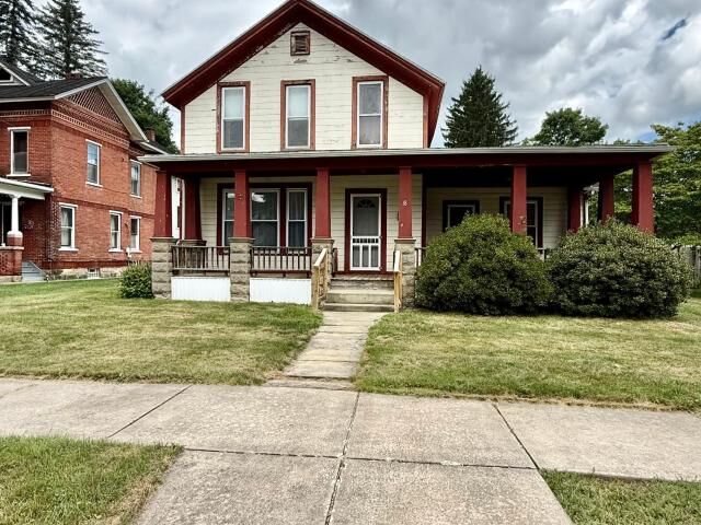 Property Photo:  18 Vine Street  PA 16365 