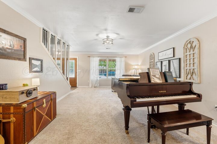 Property Photo:  3430 Wayne Street  TX 79109-4350 