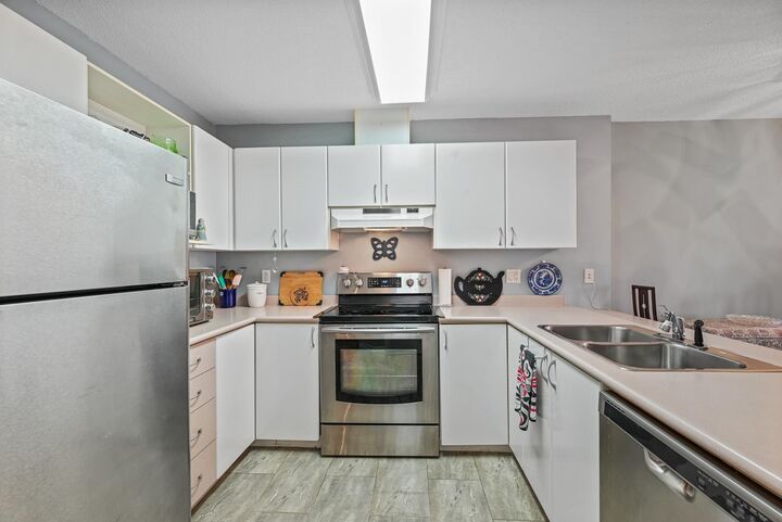 Property Photo:  12160 80 Avenue 211  BC V3W 0V3 