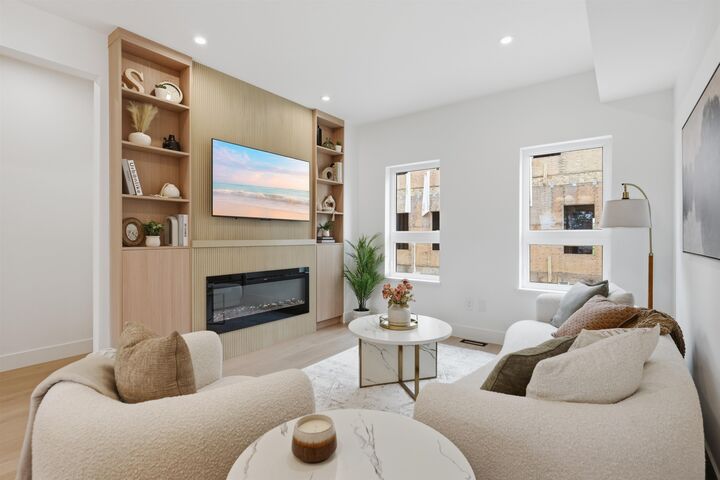 4732 60B Street 50 — photo 1