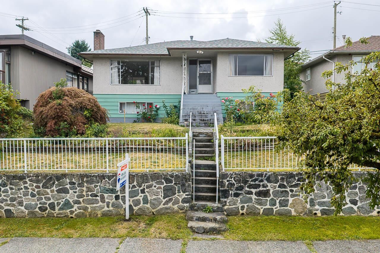 Property Photo: 5326 Fleming Street BC V5P 3E9
