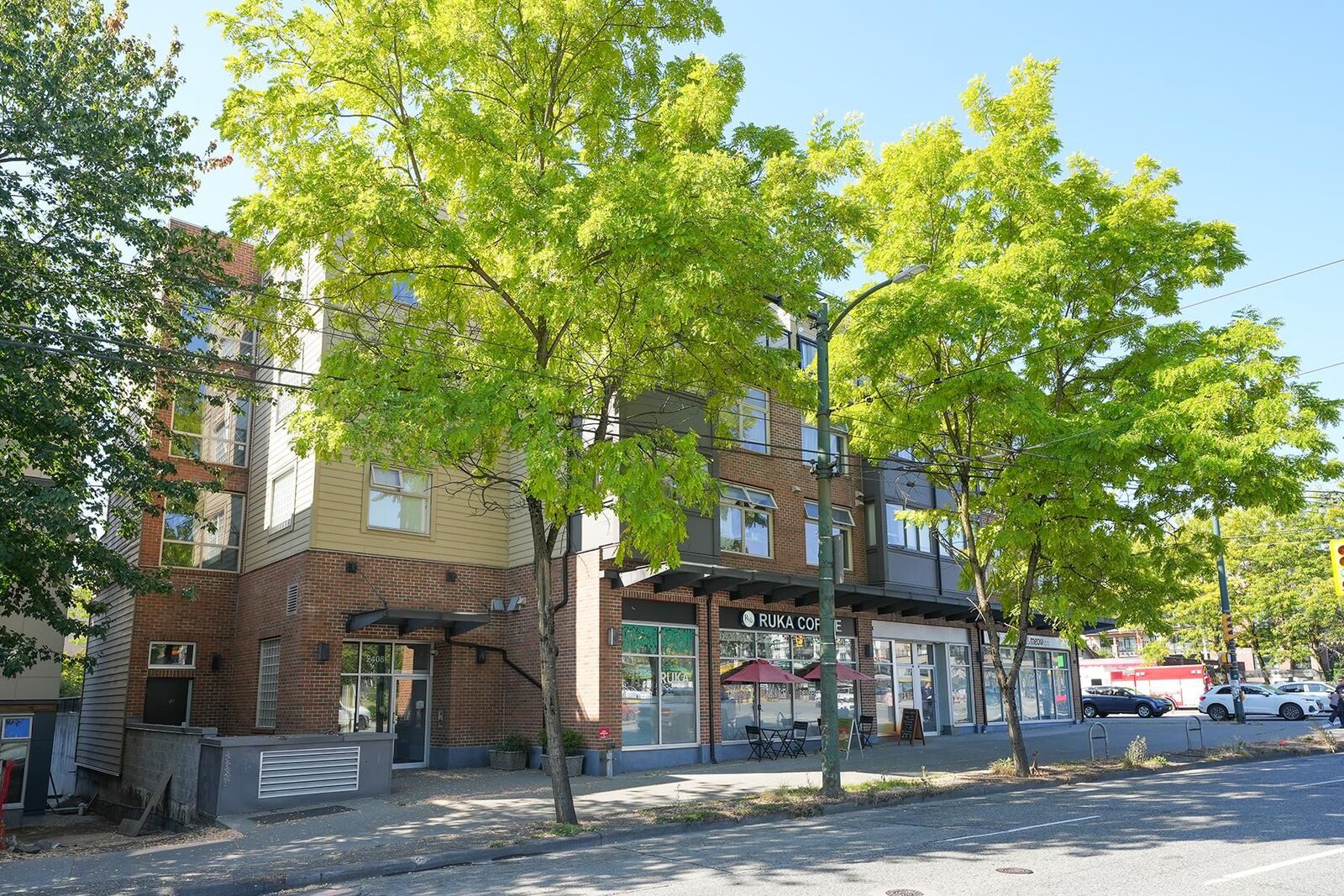 Photo de la propriété: 2408 E Broadway 403 BC V5M 4T9