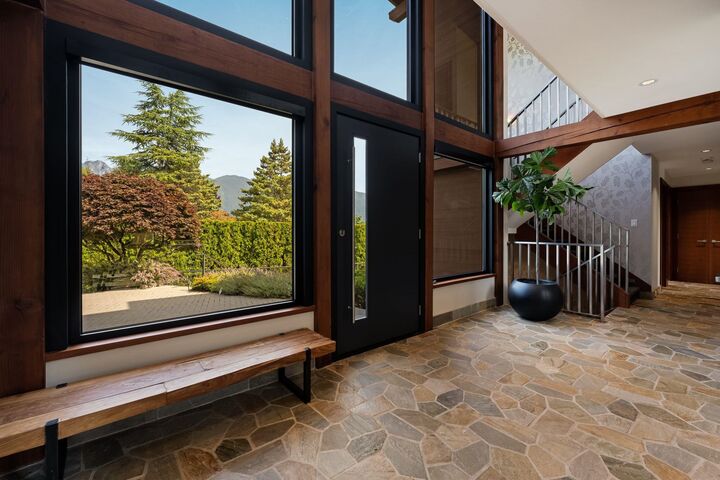 Property Photo: 865 Andover Crescent BC V7S 1Y5